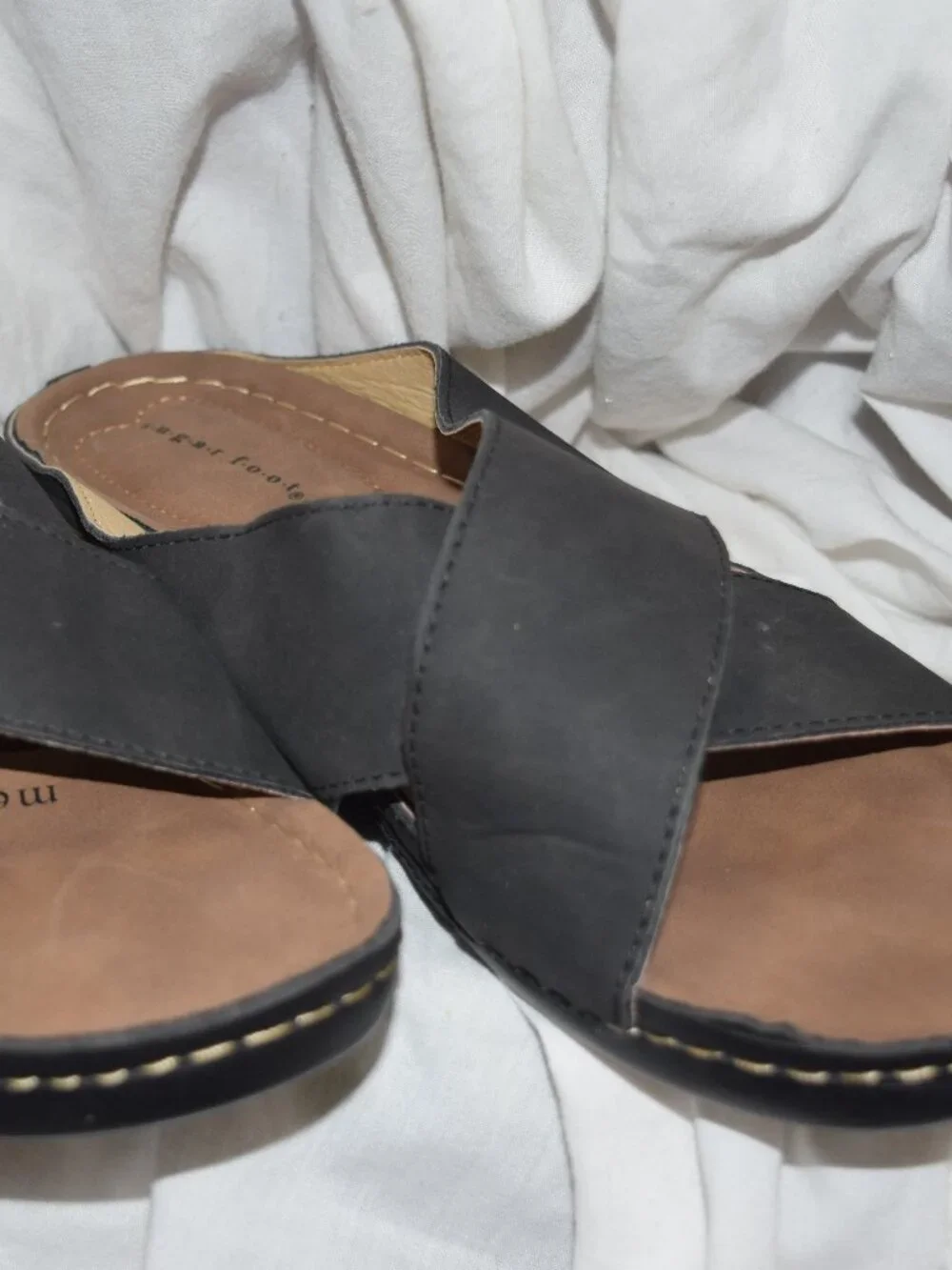Sugar Foot Bandy Slide Sandals Black Two Cross Straps Flat~ Women’s Size 12